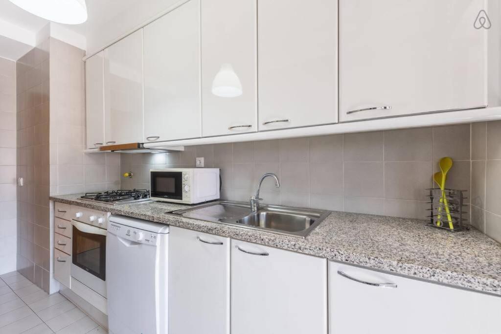 Gaia House - Apartamento Inteiro Junto Ao Metro Вила Нова ди Гая Екстериор снимка